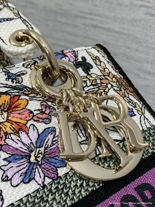 Tony Luxuries LADY DI0R-24CM 0329